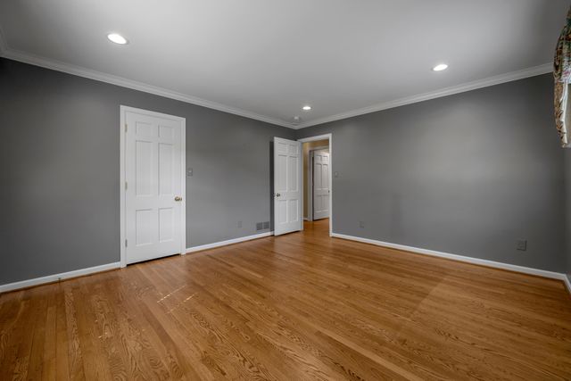 790 Chinoe Road, Lexington, KY 40502