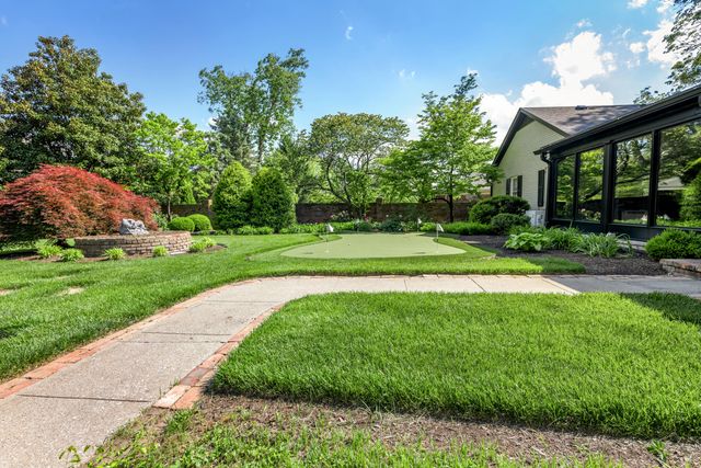 790 Chinoe Road, Lexington, KY 40502