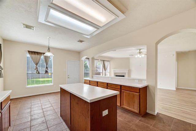 3514 Parkshire Drive, Pearland, TX 77584