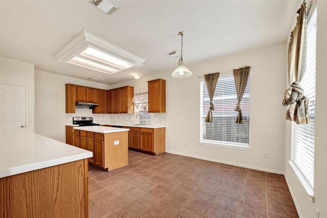 3514 Parkshire Drive, Pearland, TX 77584