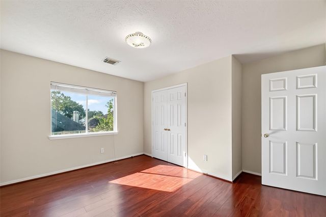 3514 Parkshire Drive, Pearland, TX 77584