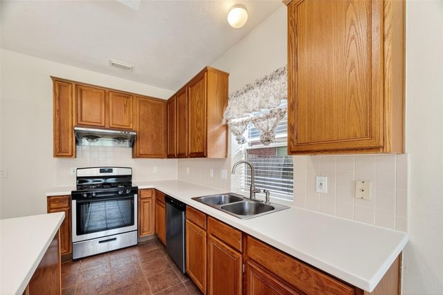 3514 Parkshire Drive, Pearland, TX 77584