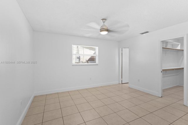 11431 NW 29th St, Sunrise, FL 33323
