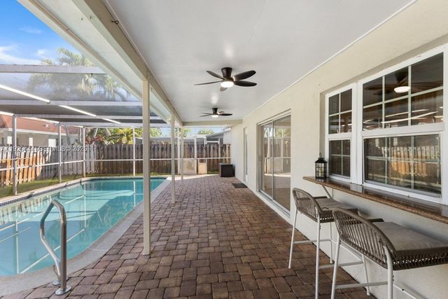 11431 NW 29th St, Sunrise, FL 33323