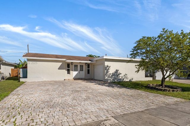 11431 NW 29th St, Sunrise, FL 33323