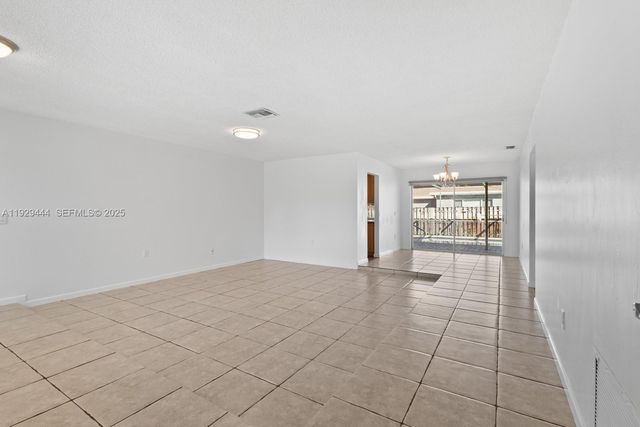 11431 NW 29th St, Sunrise, FL 33323