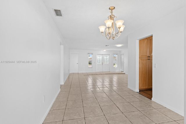 11431 NW 29th St, Sunrise, FL 33323