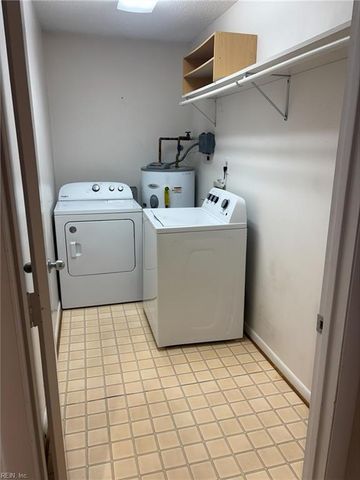 12762 Saint James Pl Apt C, Newport News, VA 23602