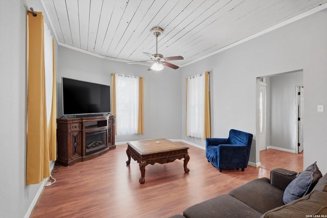 648 Porter, San Antonio, TX 78210