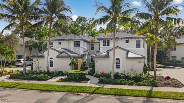 2001 Tarpon Bay DR N 102, Naples, FL 34119