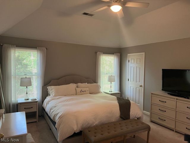 2374 Glenwood Lane, Avon, OH 44011