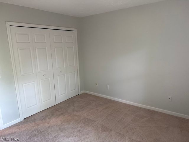 2374 Glenwood Lane, Avon, OH 44011