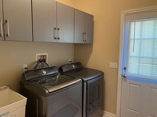 2374 Glenwood Lane, Avon, OH 44011