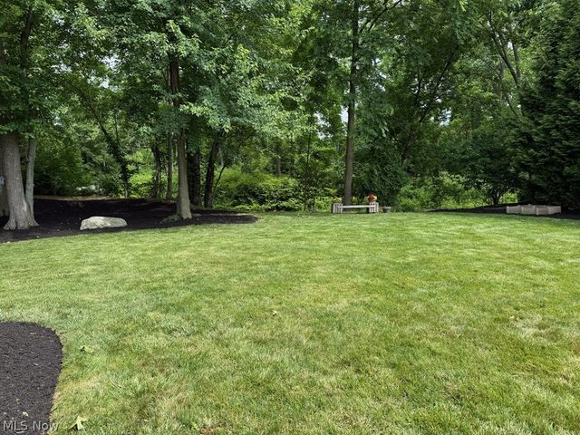 2374 Glenwood Lane, Avon, OH 44011