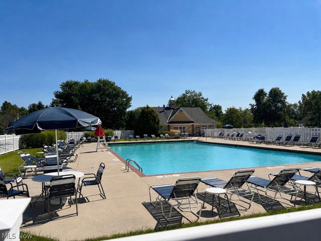 2374 Glenwood Lane, Avon, OH 44011