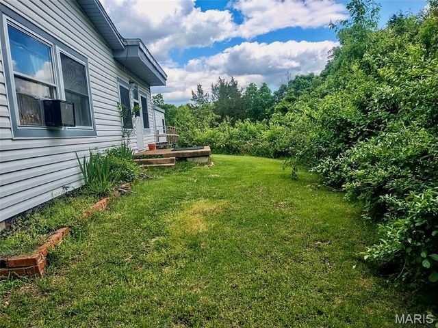 300 Russell Street A & B, Sullivan, MO 63080