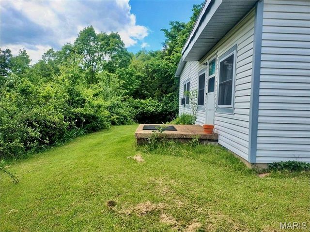300 Russell Street A & B, Sullivan, MO 63080