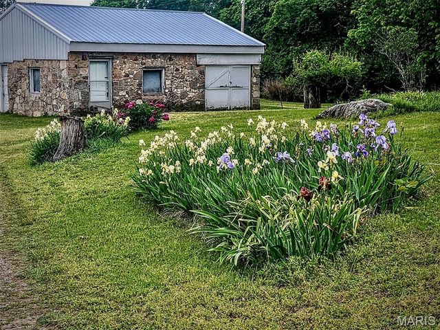 300 Russell Street A & B, Sullivan, MO 63080