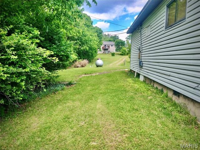 300 Russell Street A & B, Sullivan, MO 63080