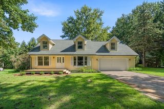 43618 Carla Drive, Paw Paw Twp, MI 49079