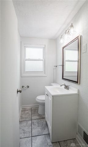 2016 Kipling Drive, Dayton, OH 45406