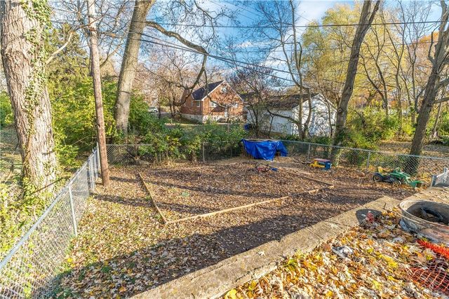 2016 Kipling Drive, Dayton, OH 45406