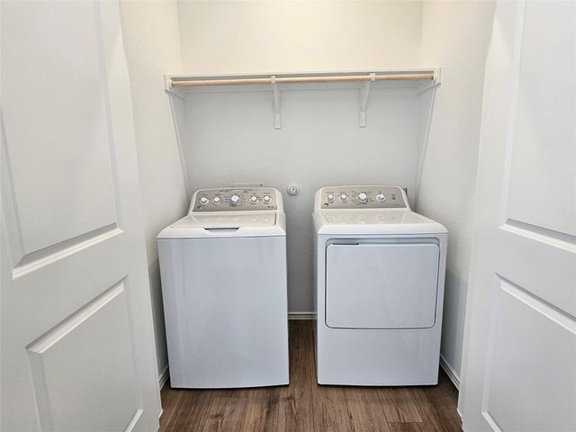 418 Paddlefish LN, Bastrop, TX 78602