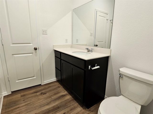 418 Paddlefish LN, Bastrop, TX 78602