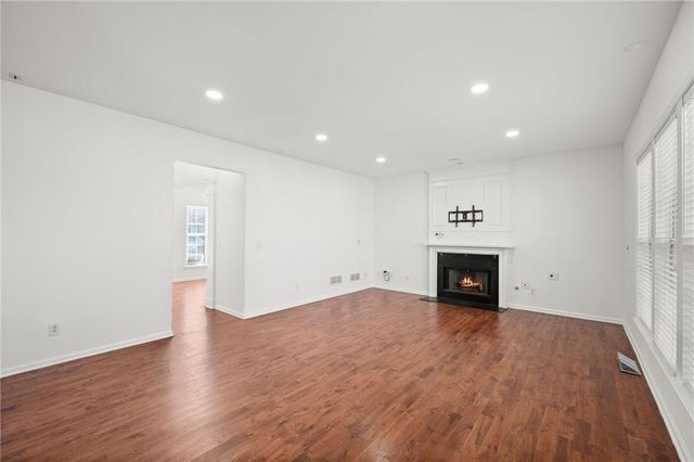 5157 Wellisford Court, Suwanee, GA 30024