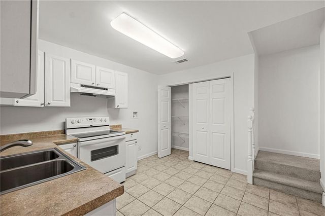 5157 Wellisford Court, Suwanee, GA 30024