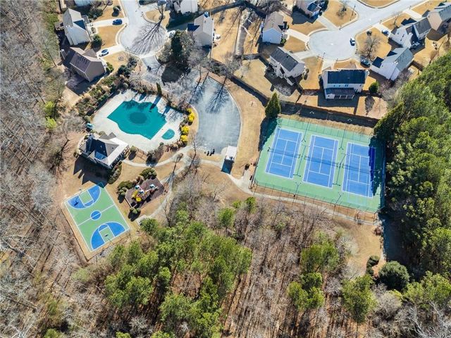 5157 Wellisford Court, Suwanee, GA 30024