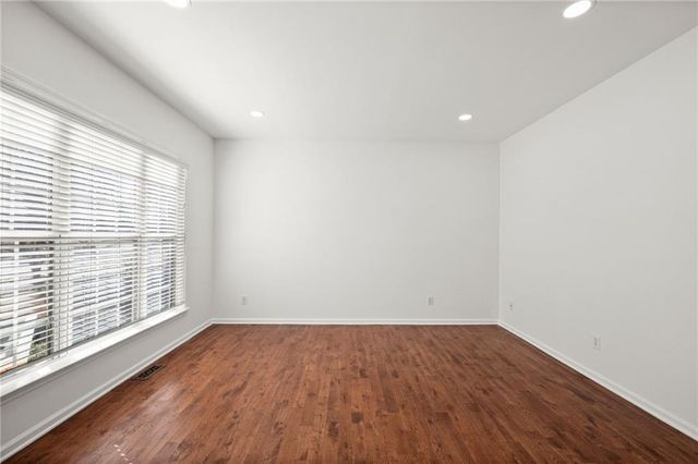 5157 Wellisford Court, Suwanee, GA 30024