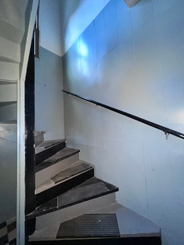 8919 S Muskegon Avenue 2F, Chicago, IL 60617