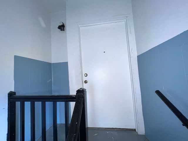 8919 S Muskegon Avenue 2F, Chicago, IL 60617