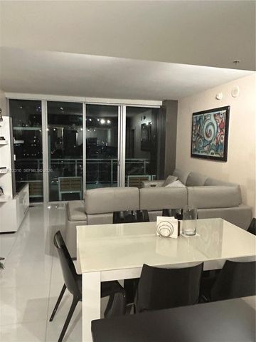 92 SW 3rd St 3703, Miami, FL 33130