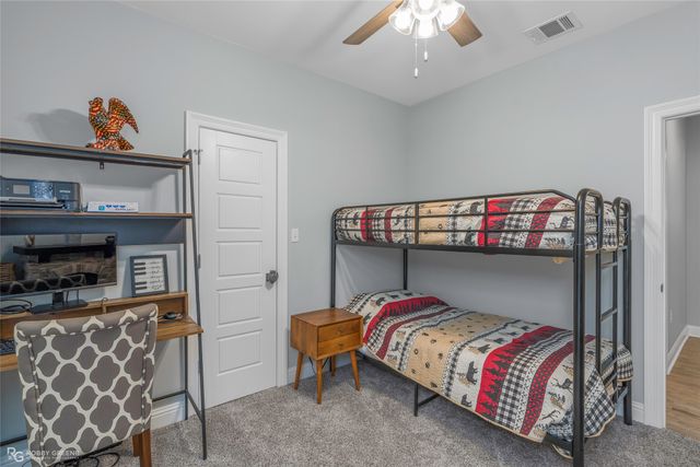 202 Woodcrest Drive, Stonewall, LA 71078