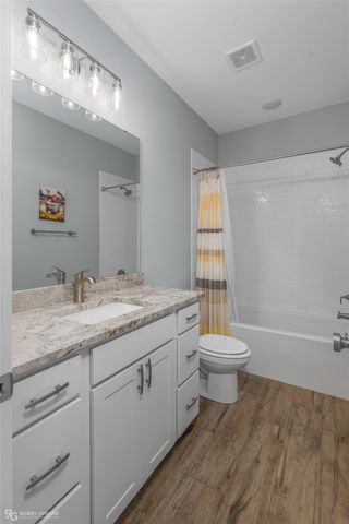 202 Woodcrest Drive, Stonewall, LA 71078