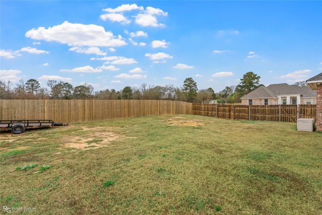 202 Woodcrest Drive, Stonewall, LA 71078