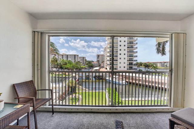 1166 Hillsboro Mile Hillsboro Mile 26, Hillsboro Beach, FL 33062