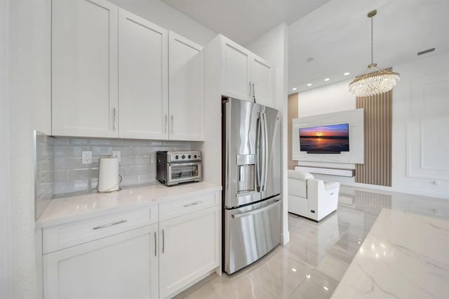 12055 Lake Trail Lane, Parkland, FL 33076