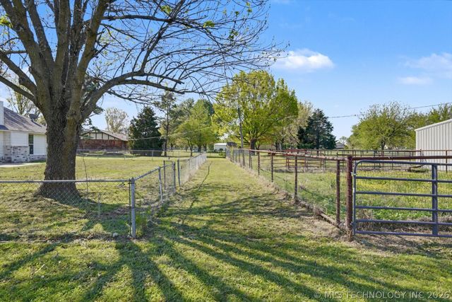 12228 Marian Avenue, Collinsville, OK 74021