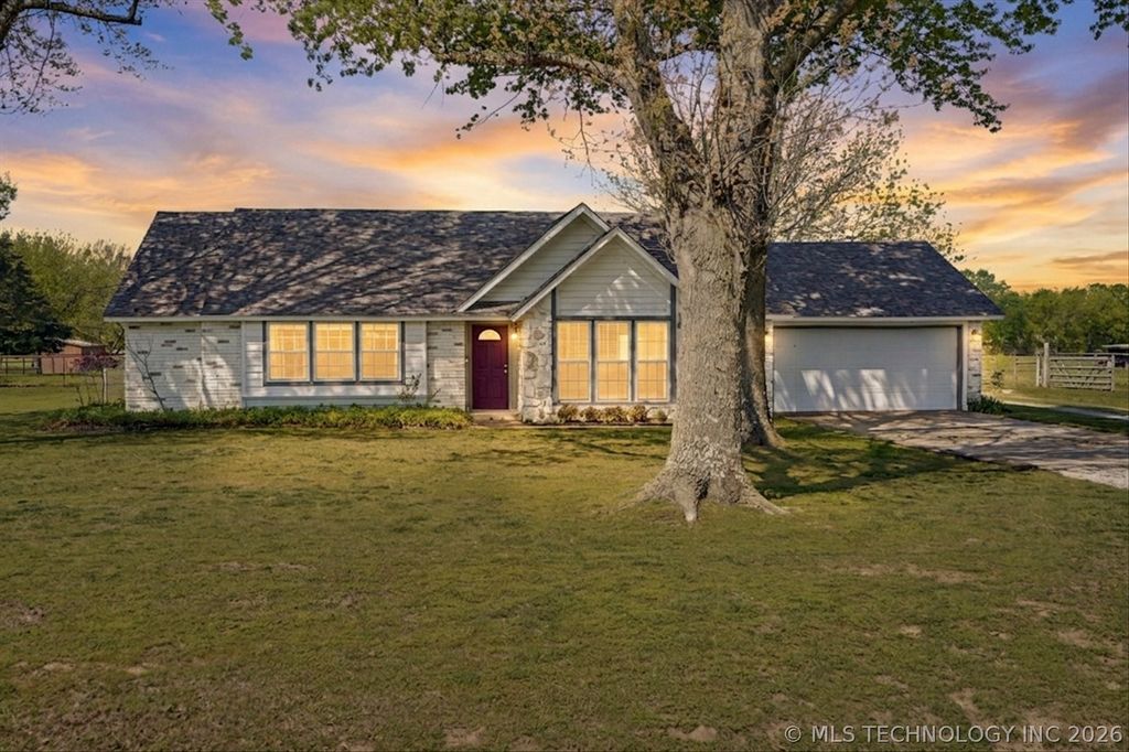 12228 Marian Avenue, Collinsville, OK 74021
