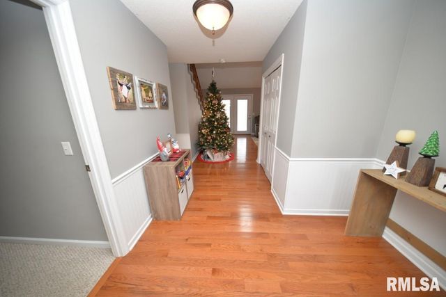 824 McCauley Lane, Mt Vernon, IL 62864