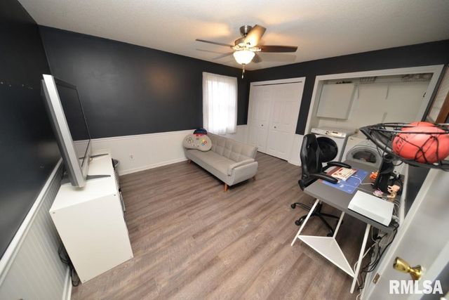 824 McCauley Lane, Mt Vernon, IL 62864