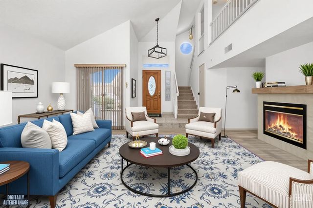 7900 Fallen Pine Way, Bakersfield, CA 93313