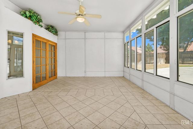 7900 Fallen Pine Way, Bakersfield, CA 93313