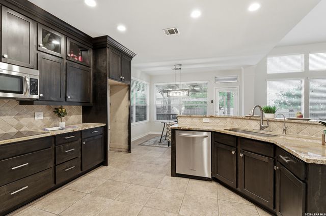 922 Desert Blf, San Antonio, TX 78258