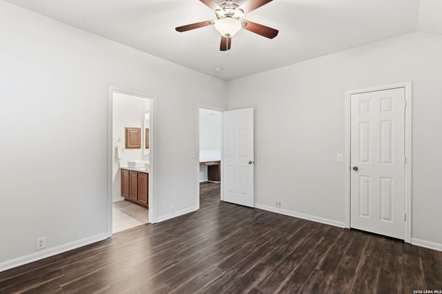 922 Desert Blf, San Antonio, TX 78258