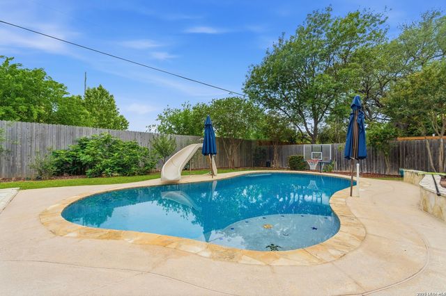 922 Desert Blf, San Antonio, TX 78258