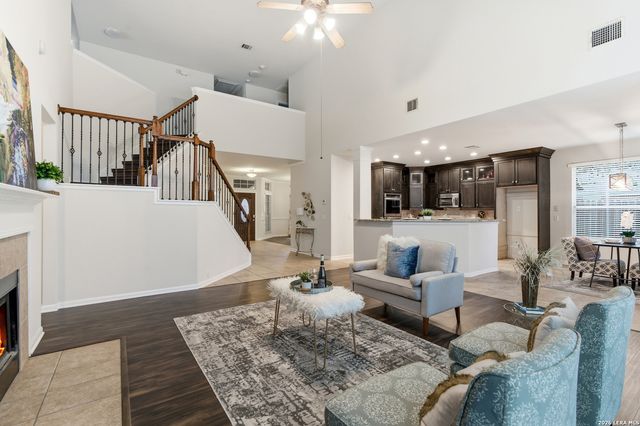 922 Desert Blf, San Antonio, TX 78258
